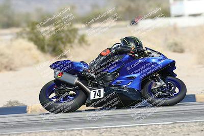 media/Dec-06-2025-CVMA (Sat) [[4a896cc04c]]/Race 4-Formula Middleweight/